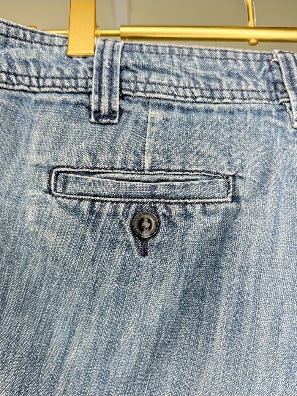 GAP Factory Trouser Denim Shorts – Size 4 – Very Good Condition - Picture 6 of 7